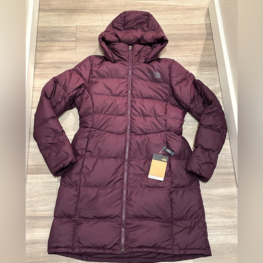 The North Face Women’s Metropolis Parka Coat In Blackberry Wine